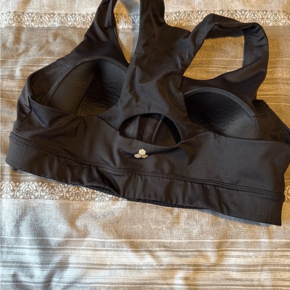 Tek Gear White and Black Sports Bras - Picture 6 of 6